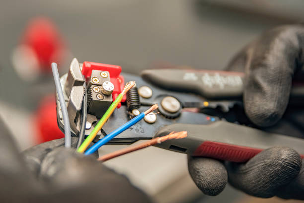 Best Affordable Emergency Electrician  in Athens, TX